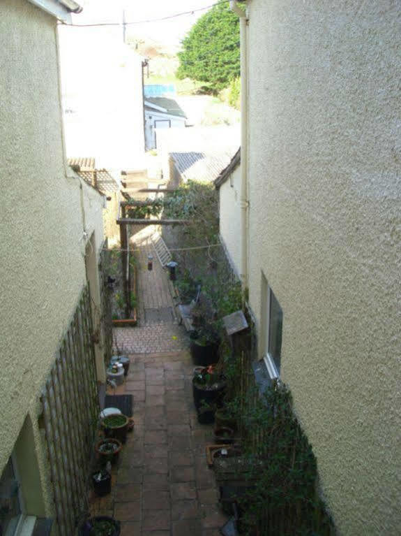 Ty'N Y Gwynt Apartamento Criccieth Exterior foto